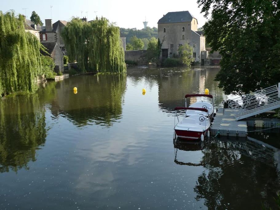 Maison Renovee Atoue Loc Villa Fresnay-sur-Sarthe ภายนอก รูปภาพ