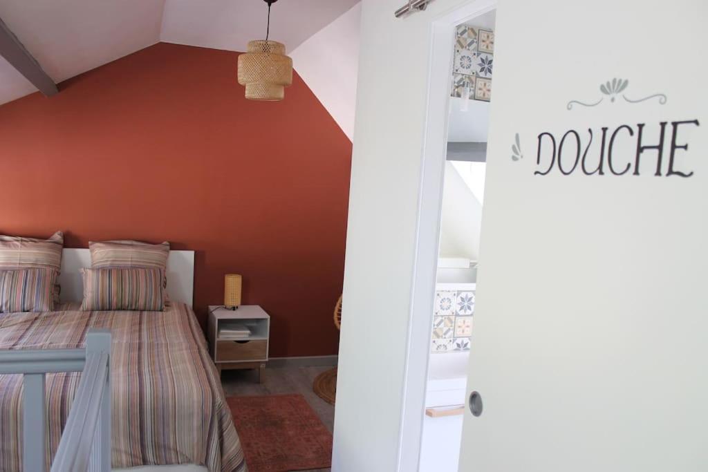 Maison Renovee Atoue Loc Villa Fresnay-sur-Sarthe ภายนอก รูปภาพ